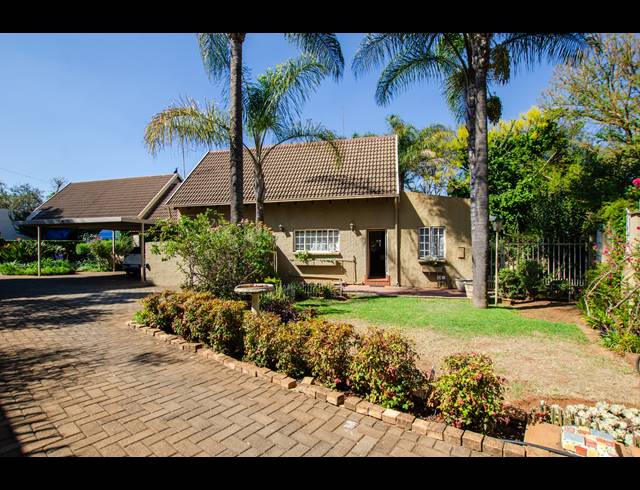 3 BEDROOM DUET FOR SALE IN MONUMENT PARK